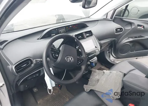 2022 Toyota Prius Night Shade z USA, uszkodzony, nr VIN JTDKAMFU8N3164240